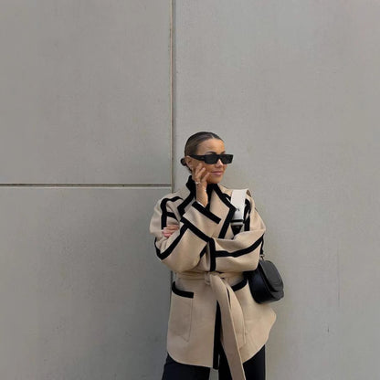 Fashion oversized coat for women with belt and graphic contrasts Chic and Style