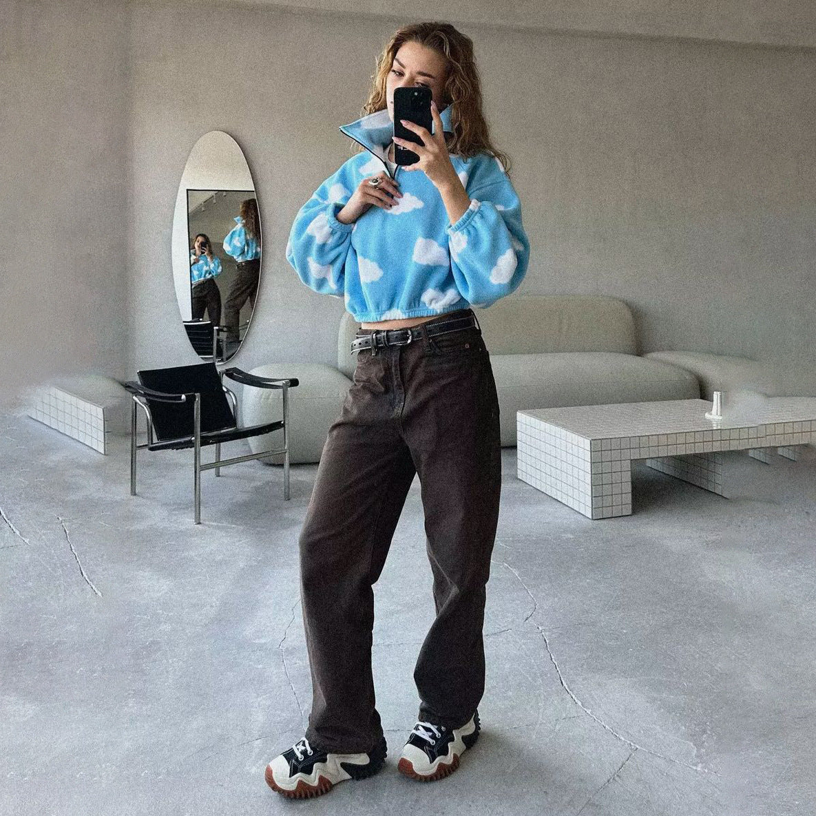 Pull court pour femmes avec motif nuages Chic und Stil