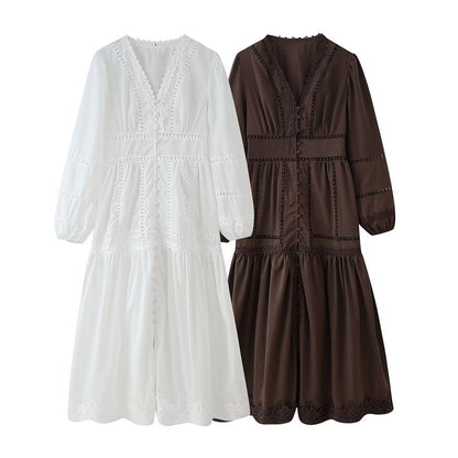 Robe maxi femme avec des détails en volants élégants et un décolleté en V féminin Chic und Stil