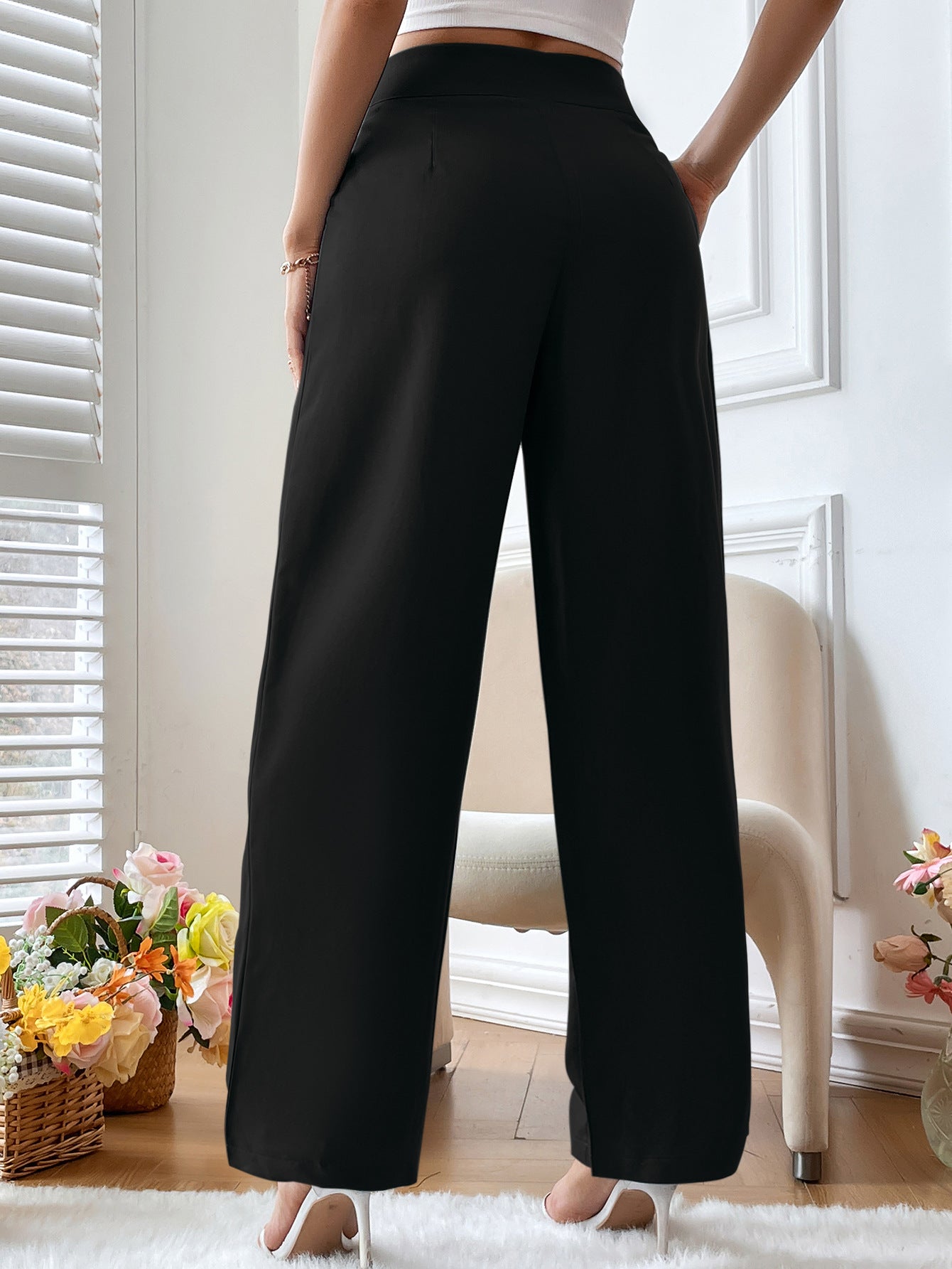 High-waisted palazzo pants for women with elegant draping and flared leg Chic and Style