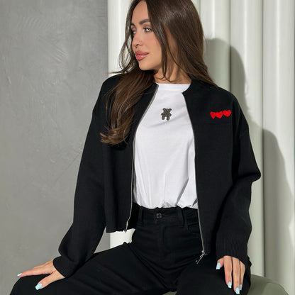 Dames casual cardigan à manches courtes avec applications en forme de cœur Chic und Stil