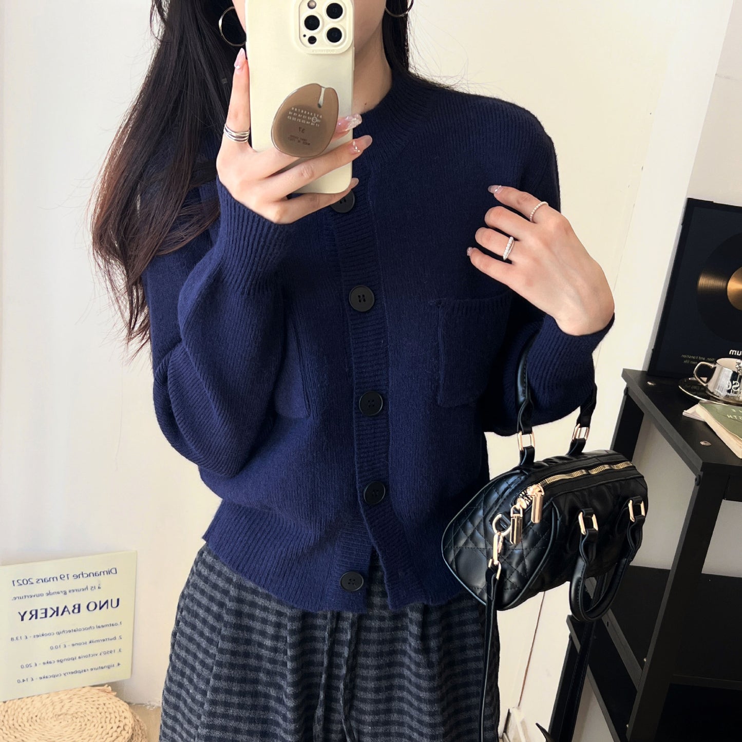 Dames Pull long tendance avec poches pratiques et fermeture à boutons Chic und Stil