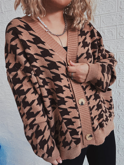 Dames cardigan en tricot confortable avec un motif en pied-de-poule moderne et des détails de boutons Chic und Stil