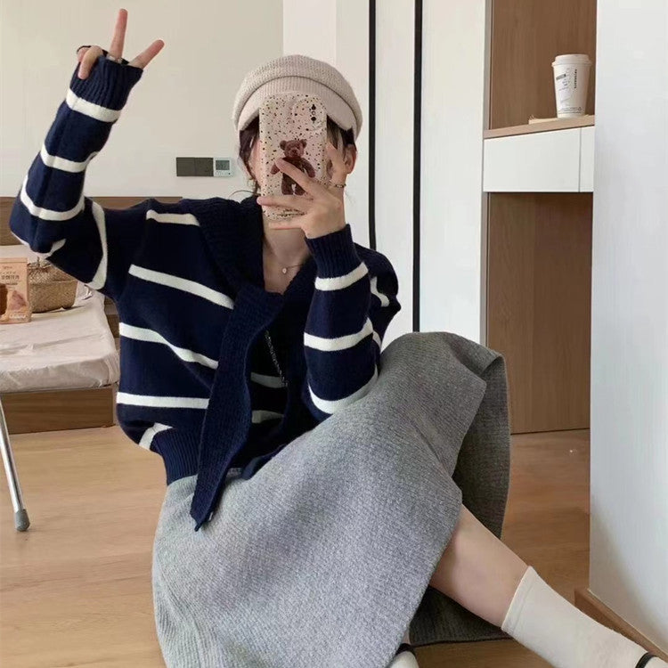 Pull femme rayé avec col doux et boucle pratique Chic und Stil