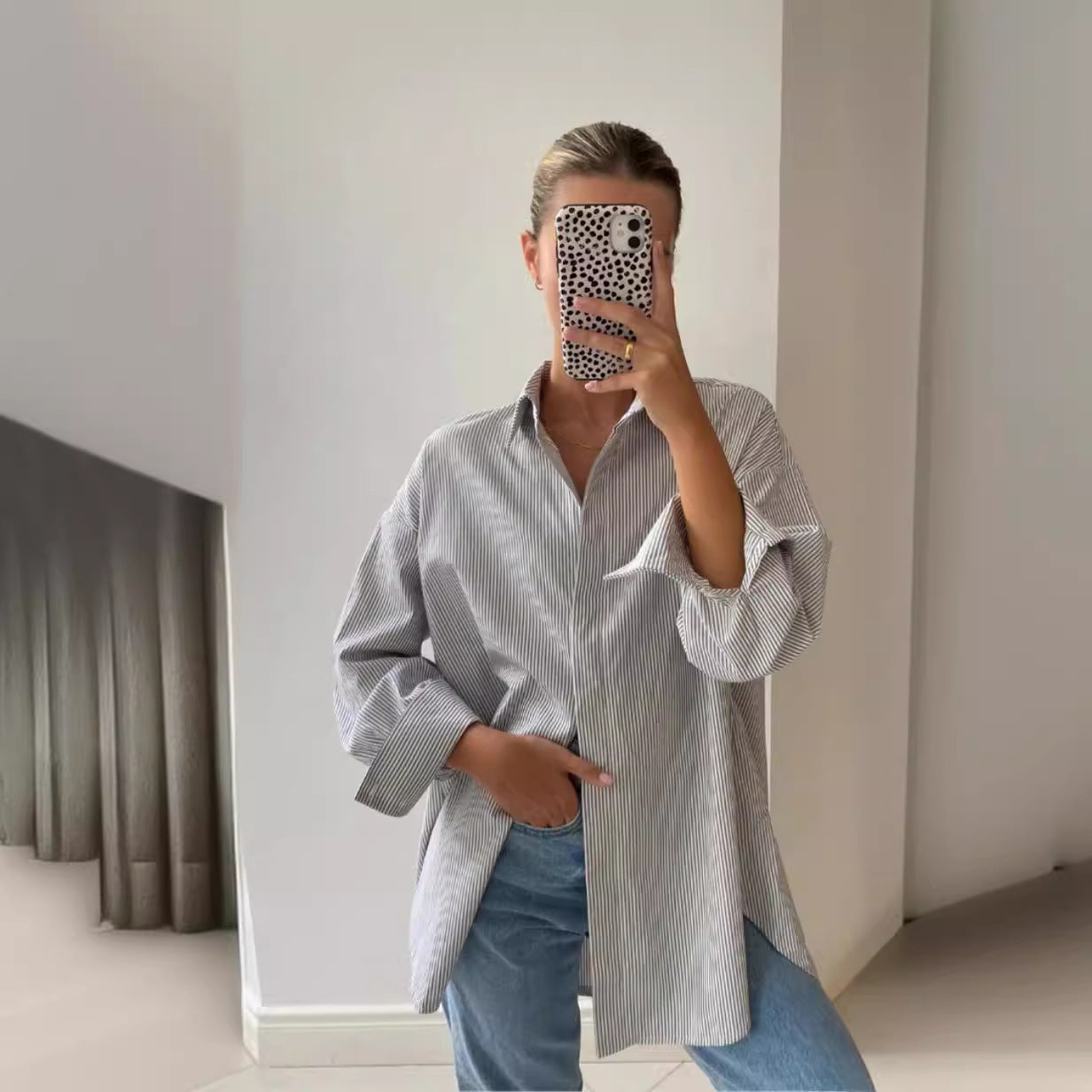 Blouse oversize femmes avec motif à rayures et ourlet arrondi Chic und Stil