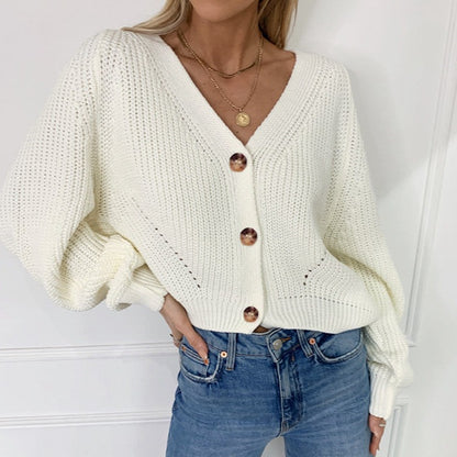 Cardigan dames mi-long avec décolleté en V profond et boutons décoratifs Chic und Stil