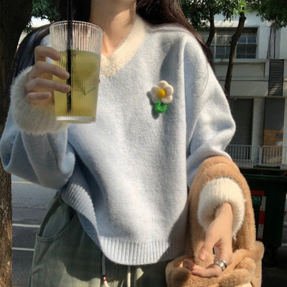 Pull en Viscose pour Femmes avec Décolleté en V et Broderie de Fleurs Chic und Stil