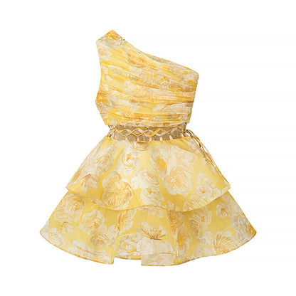 Robe maxi femme avec coupe asymétrique et design de volants ludique Chic und Stil