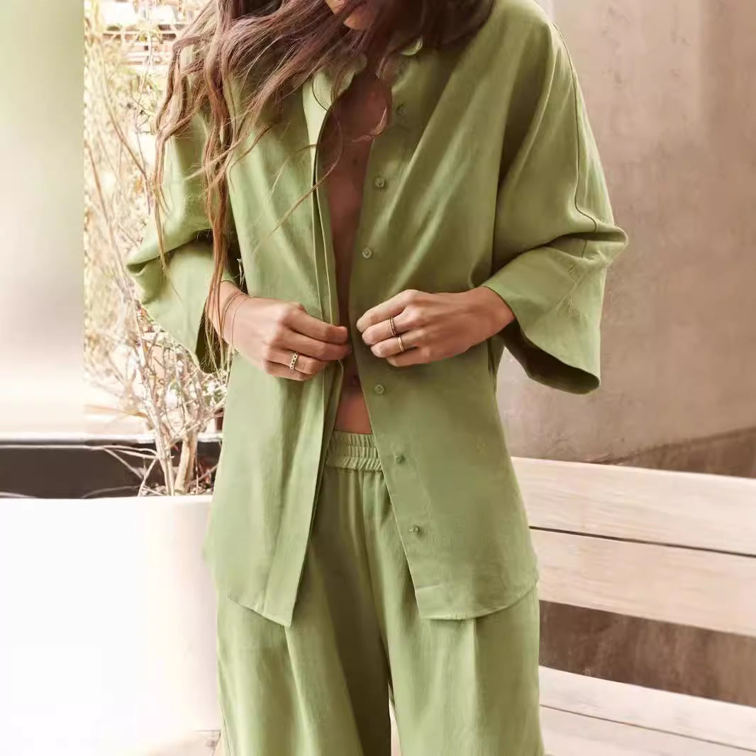 Chemise oversize décontractée pour femmes en mélange de coton léger avec des détails classiques Chic und Stil