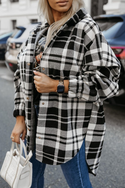 Robe chemise oversize femme avec un motif à carreaux moderne Chic und Stil