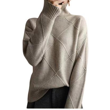 Pull oversized pour femmes avec col montant et design structuré Chic und Stil