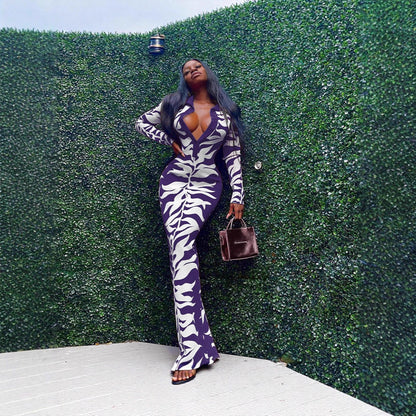 Robe maxi ajustée pour femmes avec col élégant et motif frappant Chic & Stil