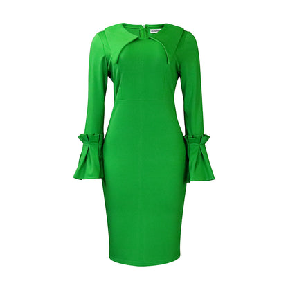 Dames Élégant Robe de cocktail avec des détails de volants extravagants et des manches longues Chic und Stil