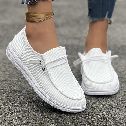 Baskets décontractées à enfiler pour femmes avec semelle antidérapante et dessus en matériau respirant Chic und Stil
