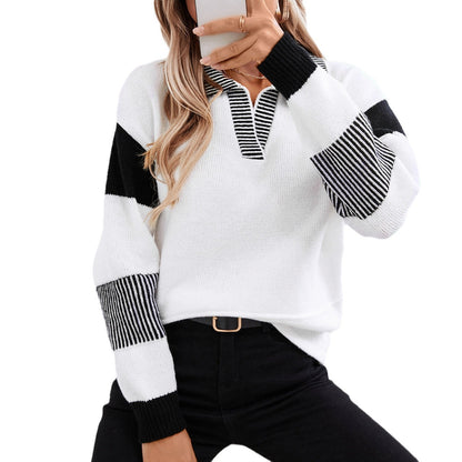 Pull féminin tendance avec col polo et rayures contrastées Chic und Stil