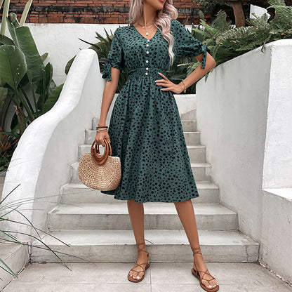 Robe à pois à manches courtes pour femmes Chic und Stil