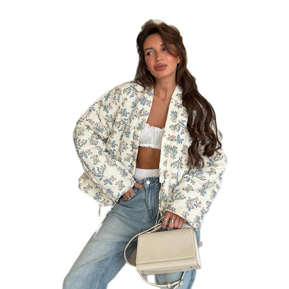 Cardigan matelassé pour dames en jacquard à motif floral Chic und Stil