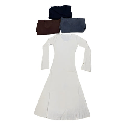 Robe maxi élégante pour femmes avec une fine structure côtelée et un décolleté en V Chic und Stil