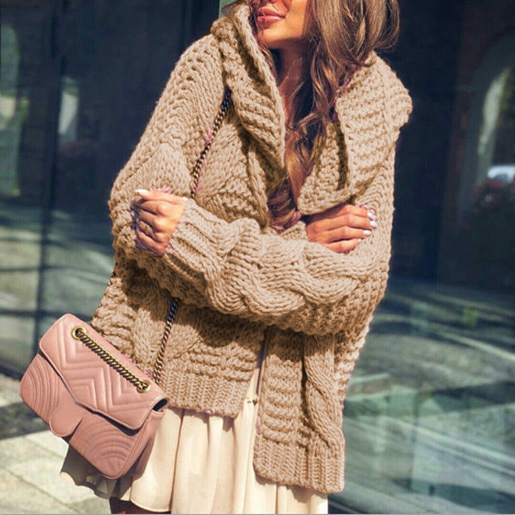 Veste en gros tricot pour dames au style oversize décontracté avec col châle et grandes poches Chic und Stil