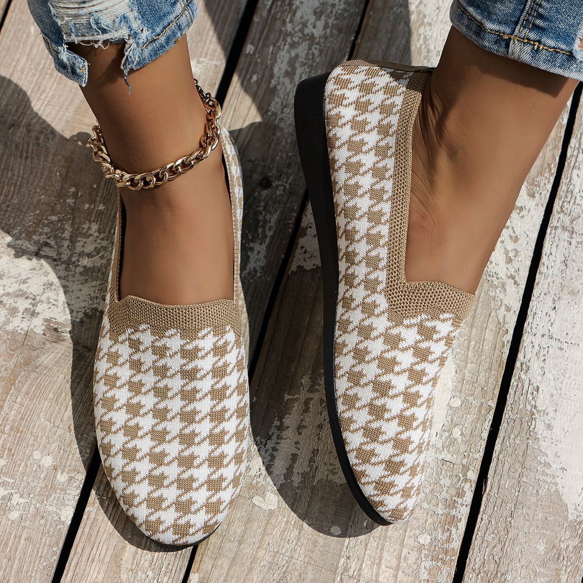 Baskets Slip-On pour femmes avec un motif pied-de-poule innovant et une semelle intérieure flexible Chic und Stil