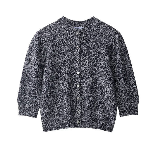 Cardigan pour femmes avec motif texturé innovant et boutonnière Chic und Stil