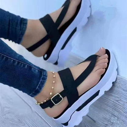 Sandales à lanières à la mode pour dames avec semelle intérieure anatomique et design robuste Chic und Stil