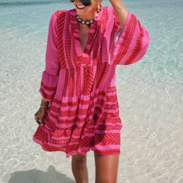 Robe portefeuille décontractée pour femmes avec des manches volumineuses et un motif graphique Chic und Stil
