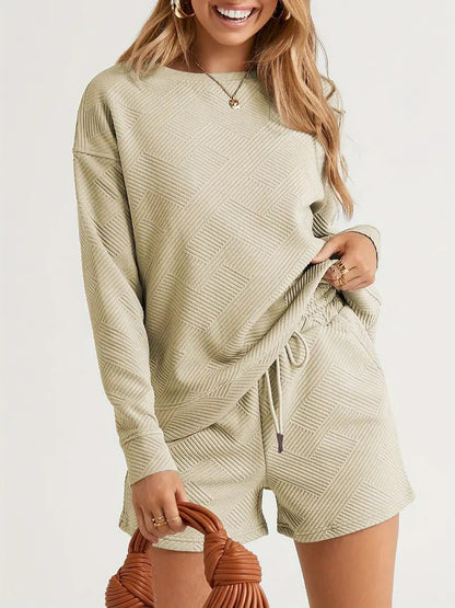 Ensemble de sweat-shirt décontracté et de shorts pour dames Chic und Stil