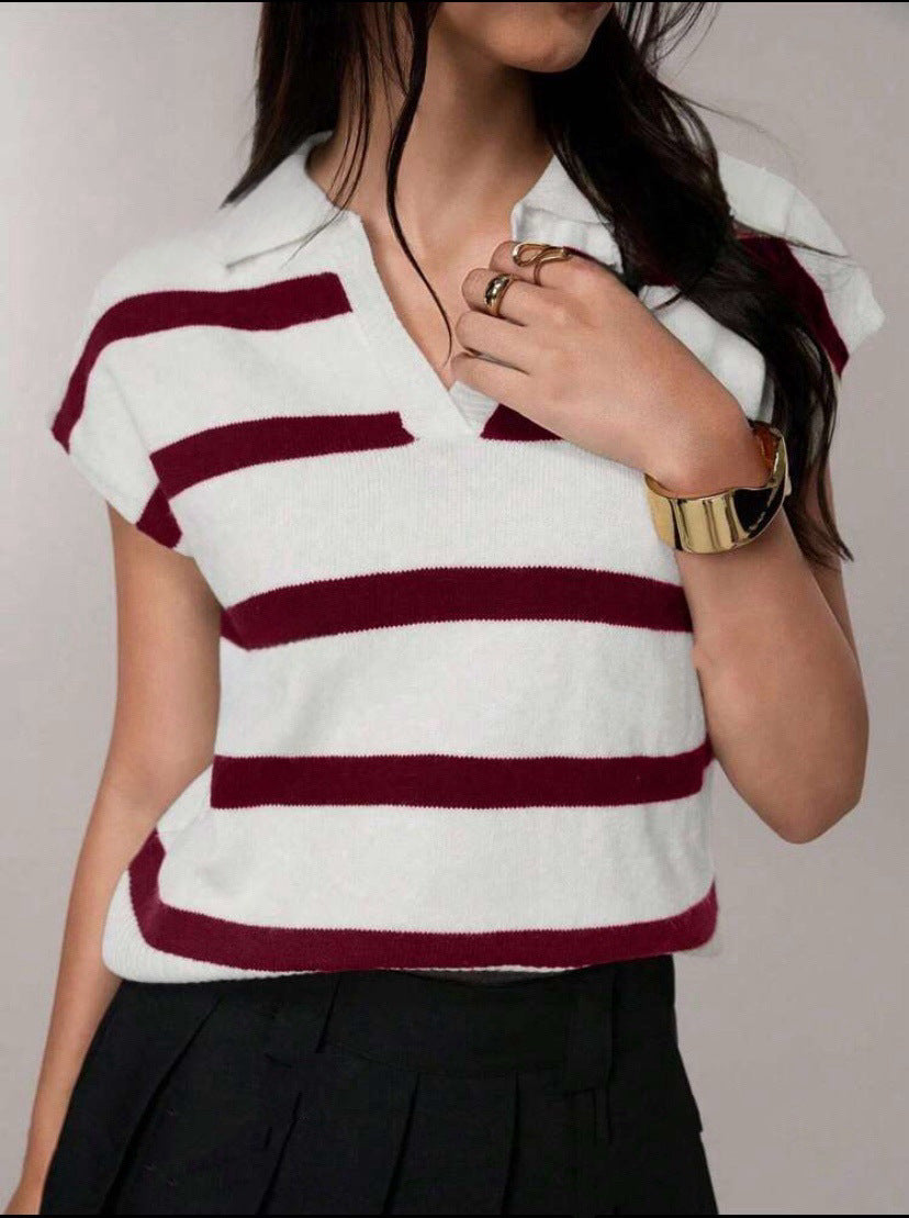 Femmes Pull court à manches courtes rayé avec col polo Chic und Stil