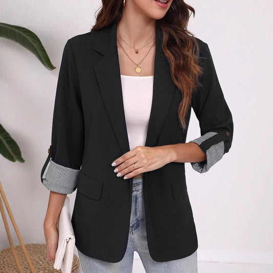 Women's elegant blazer with striped sleeves and classic cut Chic and Style