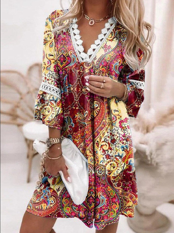 Robe décontractée pour femmes avec décolleté en V et détails volants Chic und Stil
