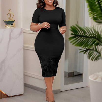 Robe de cocktail ajustée pour femmes avec détail en dentelle Chic und Stil