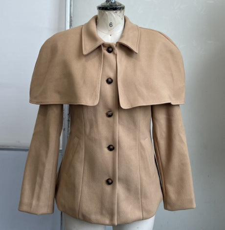 Manteau élégant en cape pour femmes Chic & Stil