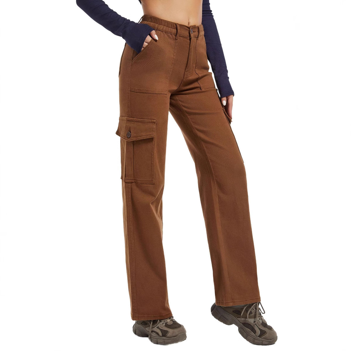 Casual style cargo pants for women with practical side pockets Chic and Style