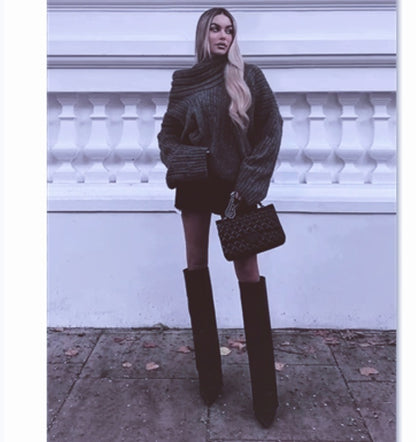 Pull en tricot douillet pour femmes avec un décolleté tendance à épaules dénudées Chic und Stil
