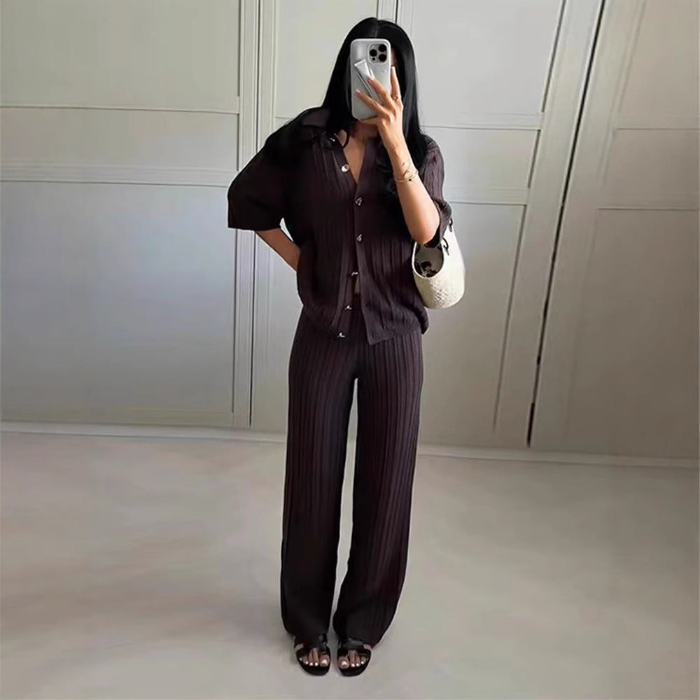 Pants for women with wide elastic waist and stylish stripes Chic und Stil