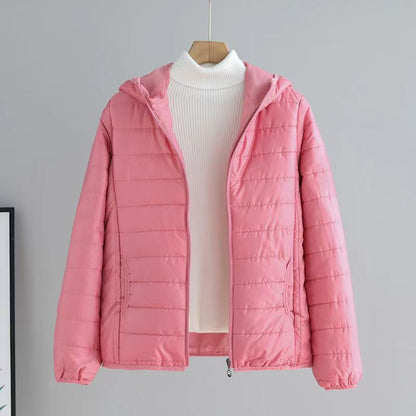 Dames blouson de transition matelassé avec capuche et coupe moderne Chic und Stil