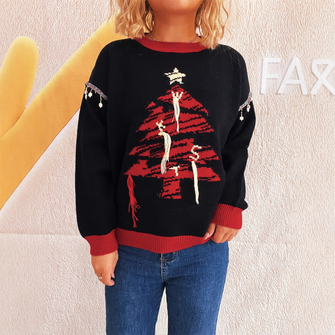 Pull femme de Noël avec motif d'arbre festif et détails raffinés Chic und Stil