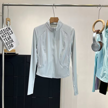 Veste fonctionnelle sportive pour femmes avec col haut Chic & Stil