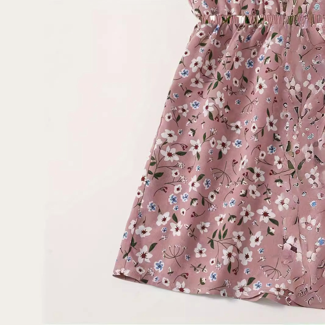 Femmes Élégante robe à fleurs avec des fines bretelles spaghetti et une taille élastique Chic und Stil