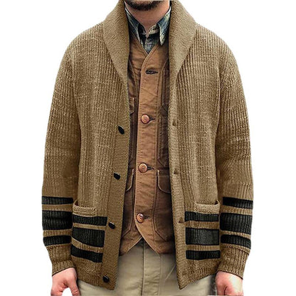 Cardigan en maille épaisse pour hommes avec des détails modernes et des poches pratiques Chic und Stil