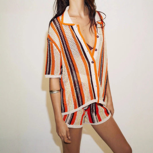 Chemise en tricot épais pour femmes avec manches courtes et rayures contrastées Chic und Stil