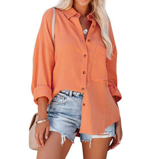 Chemise en chiffon pour femmes avec des manches larges et une poche poitrine pratique Chic und Stil