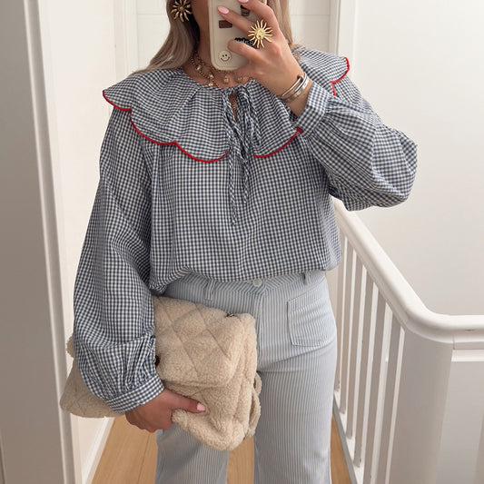 Blouse femme avec bas à volants et motif à carreaux Chic und Stil