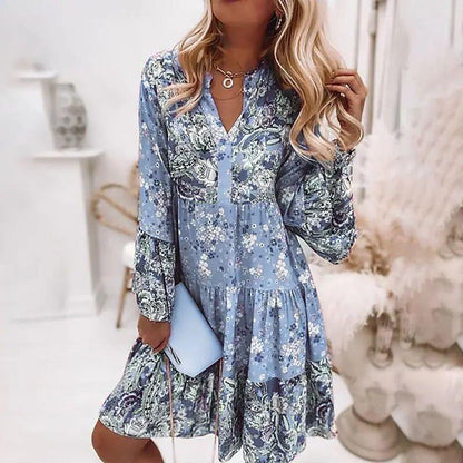 Robe blouson élégante pour dames avec design floral et volants Chic und Stil