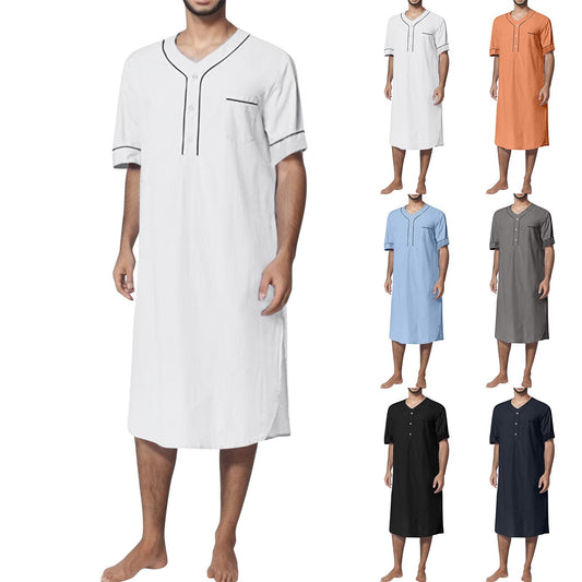 Robe courte à manches courtes pour femmes avec un col montant moderne et une patte de boutonnage pratique Chic und Stil