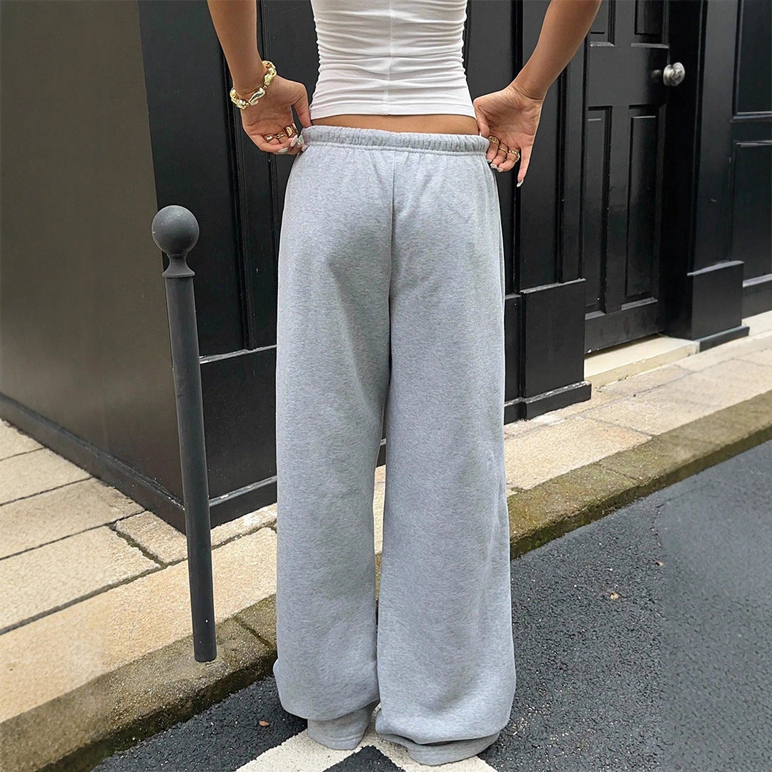Women's sweatpants with a loose fit and elastic waist Chic and Style