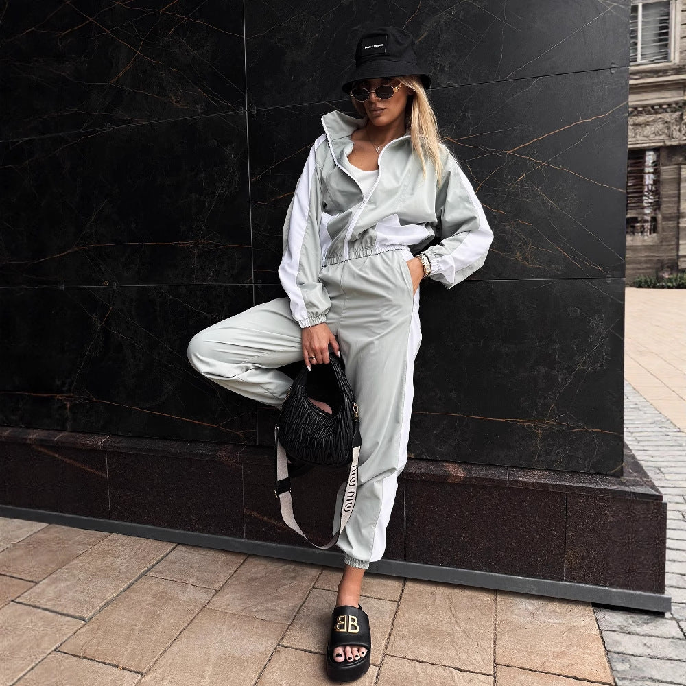 Combinaison tendance pour femmes avec col montant et taille élastique Chic und Stil