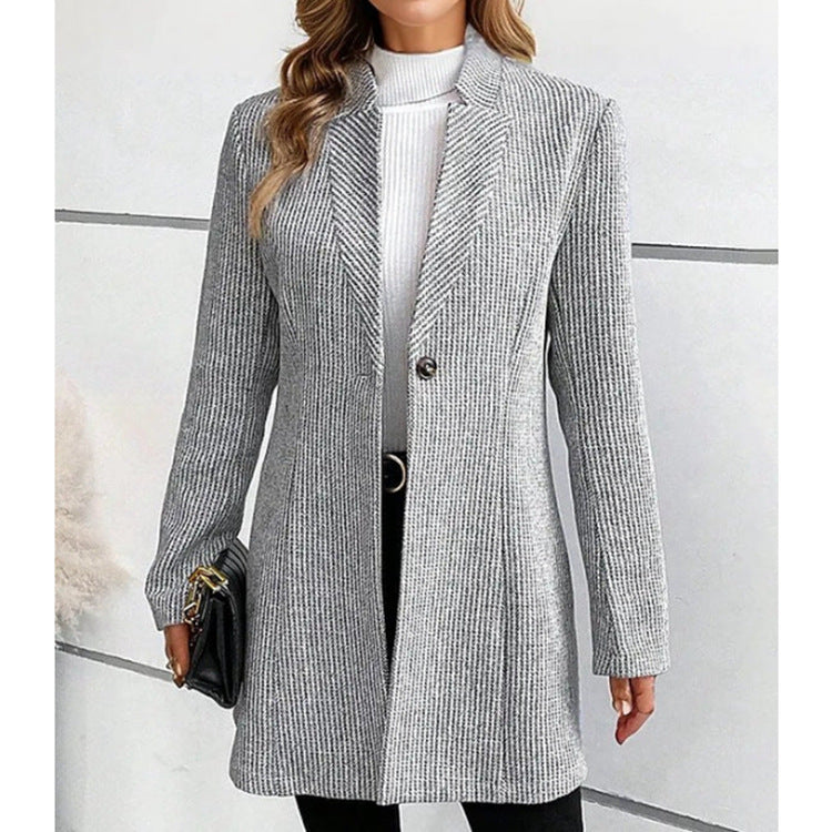 Dames élégant manteau long avec design structuré et détails raffinés Chic und Stil