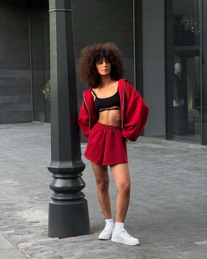 Casual hoodie and shorts set Chic und Stil for women